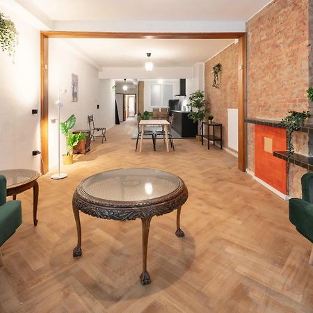 Charming And Spacious Apartments In The Heart Of Antwerpen Bagian luar foto